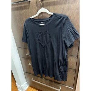 Torrid classic fit heart black shirt size 1XL